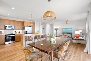 @ Marbella Lane - Serene & Lovely MT + Ocean Views