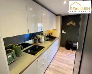 Real Lush Properties - Spacious Four-Bedroom House, Ideal for Families & Contractors , Burton