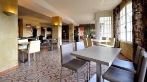 Hotels Logis Hotel Le Manoir & Lounge : photos des chambres