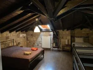 epta ouranoi - 基拉奇尼