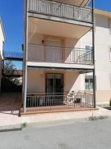 Alquilo apartamento 3 habitaciones +baño+aseo en Navaluenga - Navaluenga