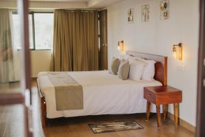 Misty Courtyard Resort