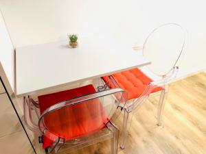 Luxury Iris Apartment