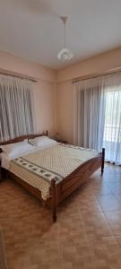 Elenis Villa House