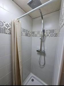 Appartements Le Pic Epeiche - Appartement 2 a 4 couchages avec jardin prive : photos des chambres