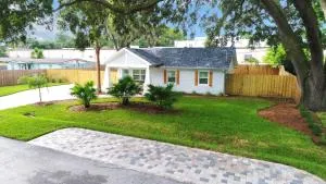 Live Oak Hideaway House - Sandalwood