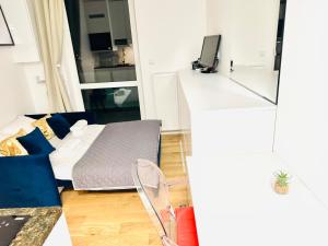 Luxury Iris Apartment