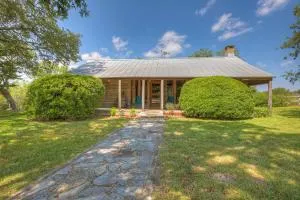 Historic Log Cabin Retreat Near Town on 5 Acres! - Morris Ranch