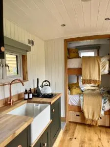 Cwtch Cader Shepherds Hut - Penmaenpool
