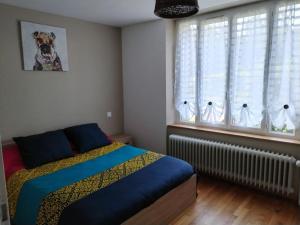 Maison de campagne avec jacuzzi et piscine