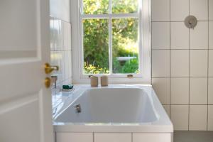 Greenhill Farm Cape Dutch Cottage Plettenberg Bay - 1 Bedroom Private Cottage