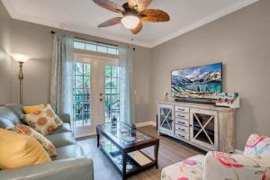 3 bedrooms condo with resort amenties Tuscana