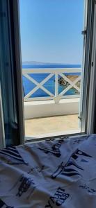 Aegean balcony house