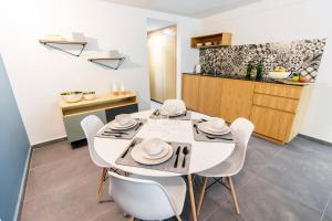 NIU Modern & Centric Lofts