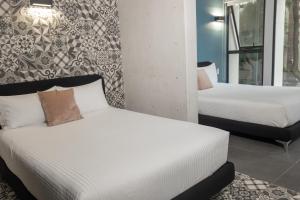 NIU Modern & Centric Lofts