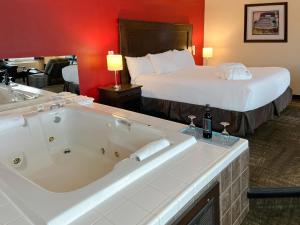 Coast Swift Current Hotel
