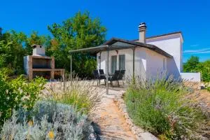 Family friendly house with a parking space Imotski, Zagora - 21150 - Šumet