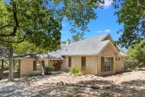 Guadalupe River Retreat - Bulverde