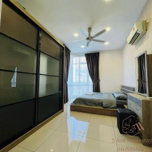Senai Garden Apartment near Senai Airport&JPO
