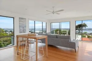 San Remo Panorama by Ready Set Stay - BYO LINEN & TOWELS - Newhaven