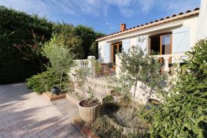 Maisons de vacances Maison avec piscine : photos des chambres