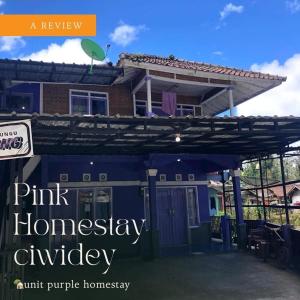 PinkHomestay Ciwidey