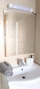 Appartements MISSYT DUPLEX COLOMBES PROCHE PARIS ET LA DEFENSE : photos des chambres