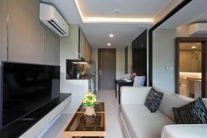 Sea View 1-BR 36 m2 Panora Surin by Holy Cow