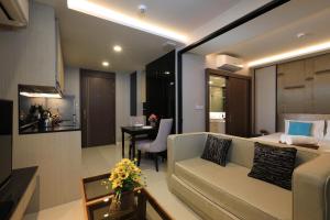 Sea View 1-BR 36 m2 Panora Surin by Holy Cow