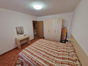 Sea view apartment, Ravda Holiday Village, A2.