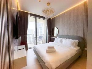Emaar Marina 2BR Apartment at 52-42 Building T2 with Full Marina Panorama View by ANW Vacation Homes