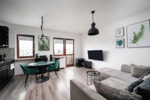 Wola Modern Apartment