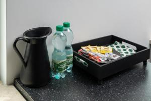 Wola Modern Apartment by BookingHost