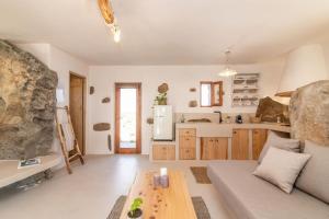 Lunar House l