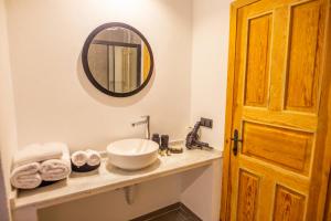 Çamlık 87 Hotel Ayvalık