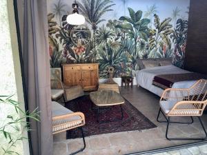Chalets TourTour in the Loire Valley poolside Chalet : photos des chambres