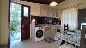 Dominic Central Venetian Castle Old Port Apartment