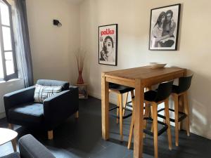 Appartements Le Petit Arles : photos des chambres