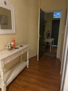 Appartements Studio N•2 avec patio en plein coeur de la ville : photos des chambres