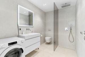 Beachfront Complex Jardines de las Golondrinas Elviria