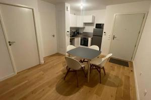 Appartements Superbe appartement T2 a Arras. : photos des chambres