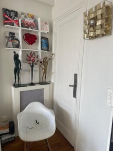 PERE LACHAISE - MONTMARTRE Paris centre