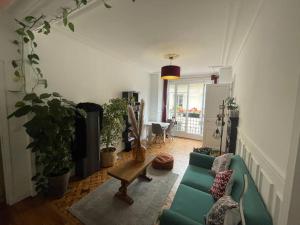 Lauthentique vie parisienne