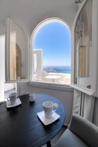 Remvi Suites Santorini Greece