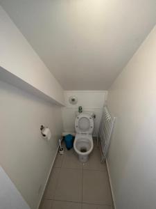 Appartements F2 situe entre Paris et EuroDisney proche de la ligne RER A a Bry-sur-Marne : photos des chambres