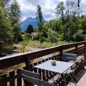 Sejours chez l'habitant Chalet d hotes lac d Annecy Doussard : photos des chambres