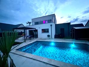 Maison contemporaine en plein cœur de la Touraine - 4hvězdičkové hotely ve městě Chambray-lès-Tours