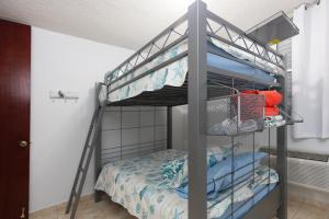 Coqui Beach Home, Paseo del Faro Combate