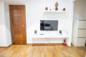 RentitSpain - Motril - Apartamento Carrera del Mar con Patio