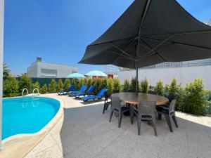 Quinta do Anjo Palmela Setubal Villa with a Private Pool